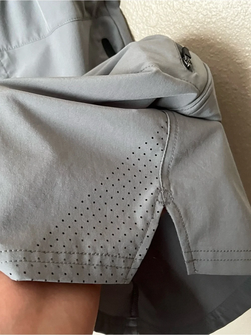 UNRL Stride Gray Pull-On Stretch Athletic Shorts 10